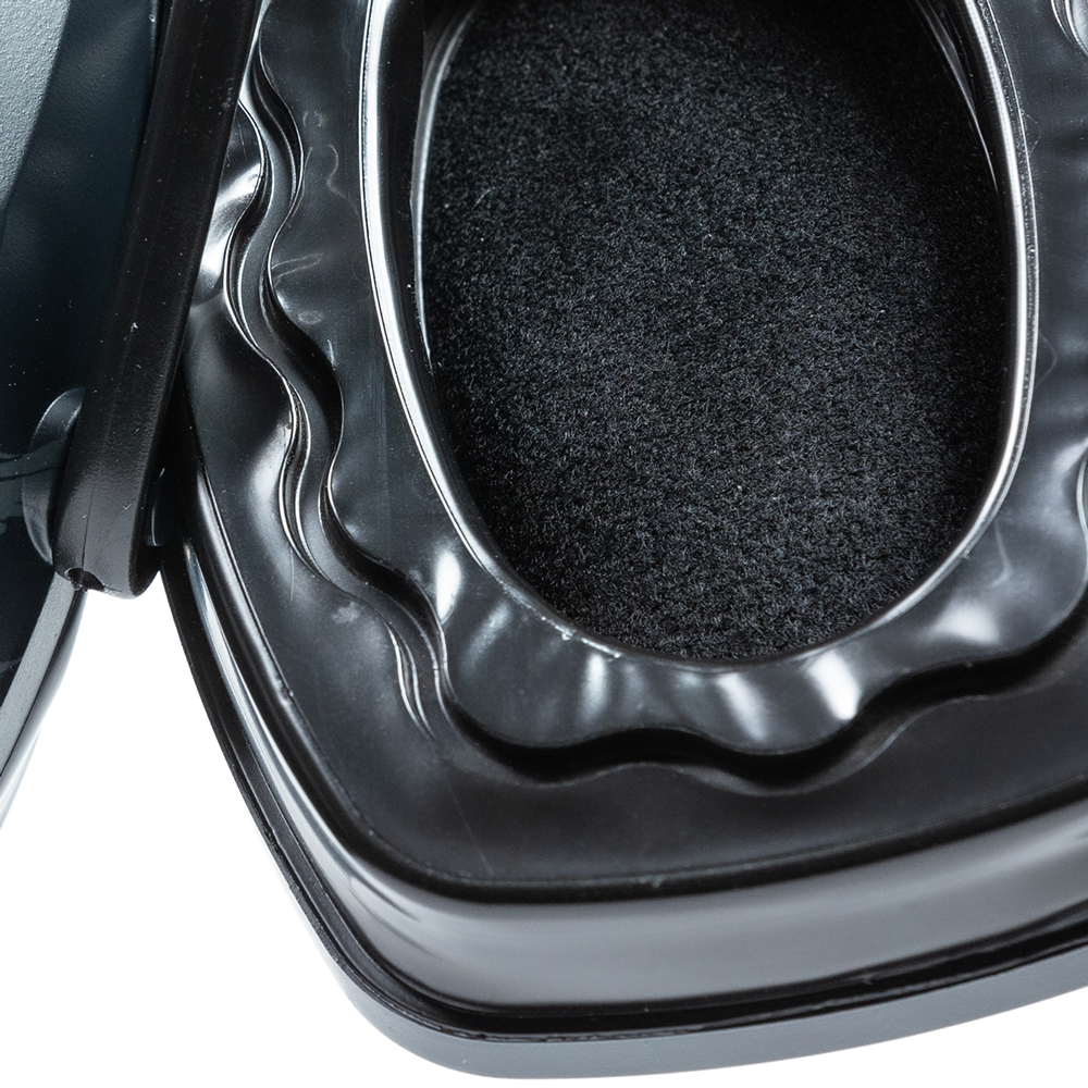 headphonezoom.png__PID:8cc8f407-f1bf-4a33-b336-6f70c8cc0bb0